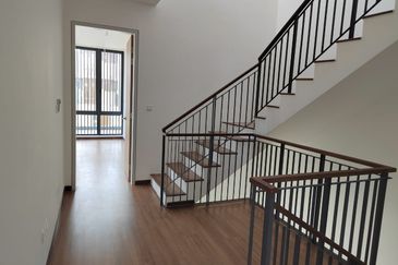 Taman Puchong Legenda