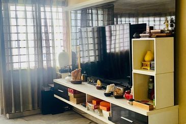 De Tropicana Condominium