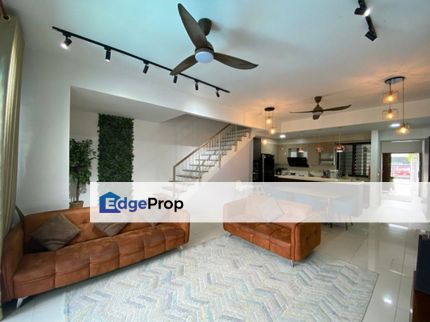 Lake Edge, Fully renovated, Fully interior design 2 sty link house, Selangor, Puchong