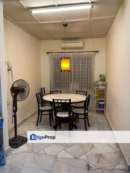 USJ 1 Subang jaya Double sty terrace fully renovated reasonable price, Selangor, USJ