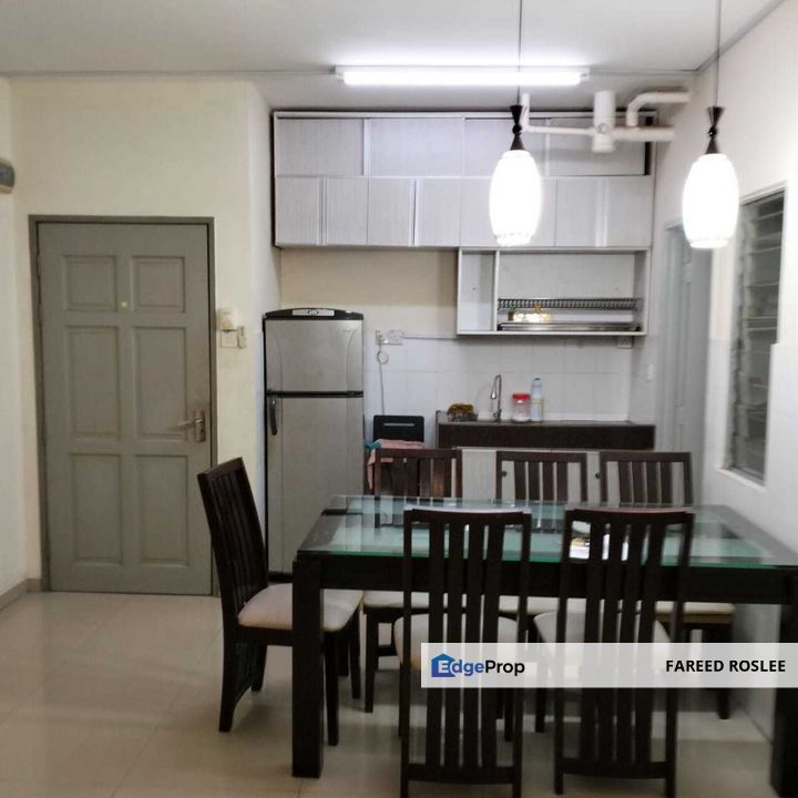 Clean Unit, Apartment Angsana Taman Raintree, With Kitchen for