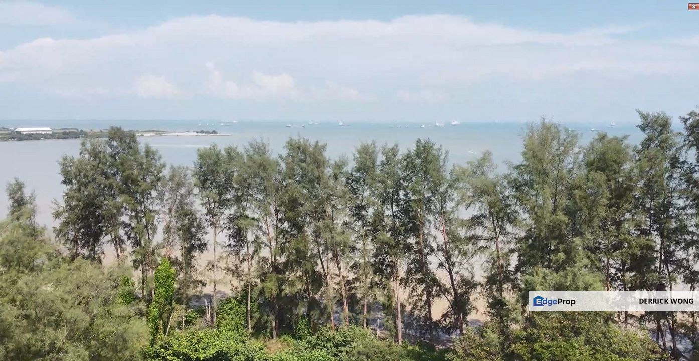 Seafront residential land/ beside main road/ Rengit/ Pengerang/ Desaru/ Pasir gudang/ kota tinggi, Johor, Pengerang