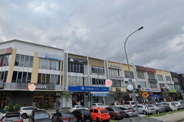 2 Adjoining Units/ Tun Aminah/ Sutera Utama/ Nusa Bestari/ Bukit Indah/ Skudai
