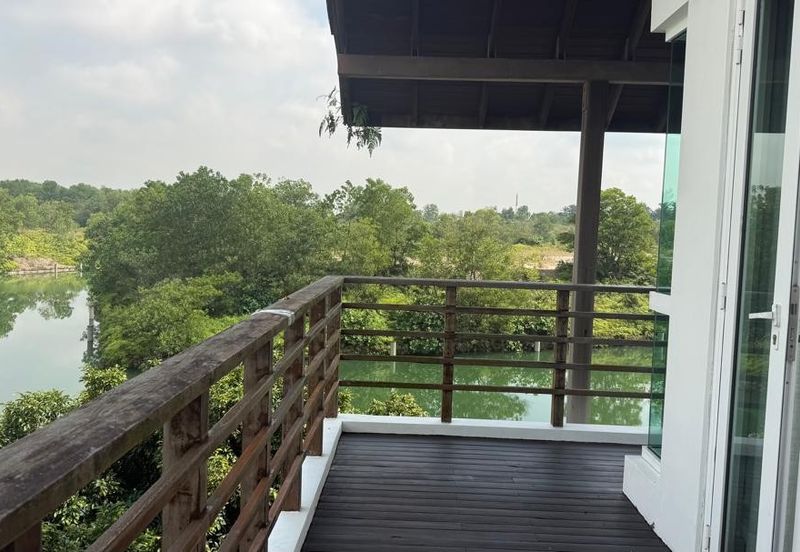 Waterfront Villa/ Emerald Bay/ Leisure Farm/ Horizon Hills/ Senibong Cove