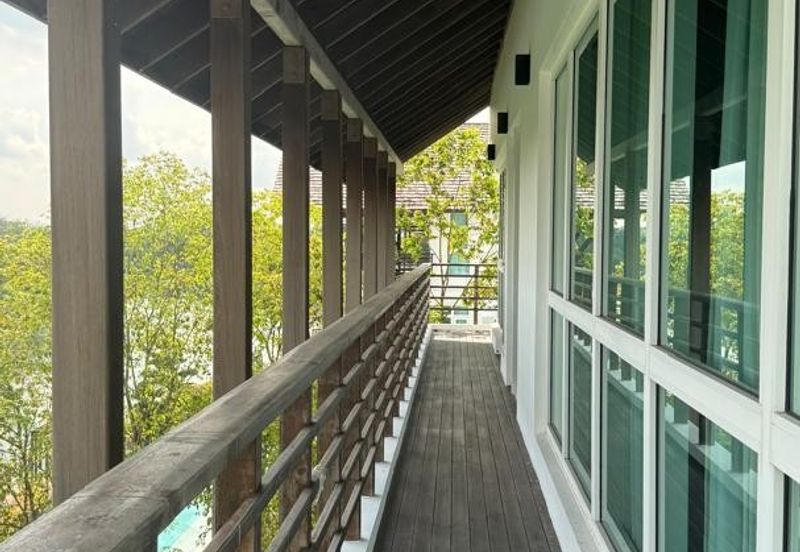 Waterfront Villa/ Emerald Bay/ Leisure Farm/ Horizon Hills/ Senibong Cove