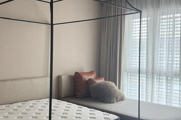 Waterfront Villa/ Emerald Bay/ Leisure Farm/ Horizon Hills/ Senibong Cove