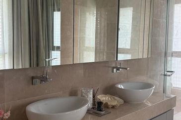 Waterfront Villa/ Emerald Bay/ Leisure Farm/ Horizon Hills/ Senibong Cove