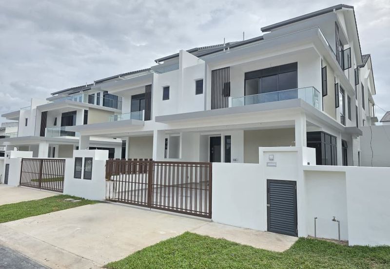 The Woodlands Cluster Homes @ Horizon Hills