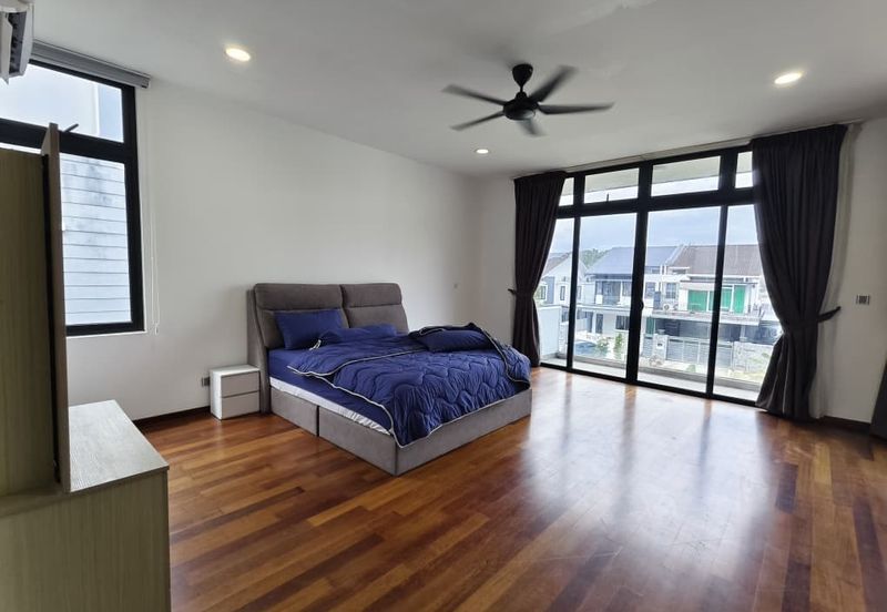 Bungalow 3sty/ Horizon hills/ Eco botanic/ Leisure farm/ Strait view