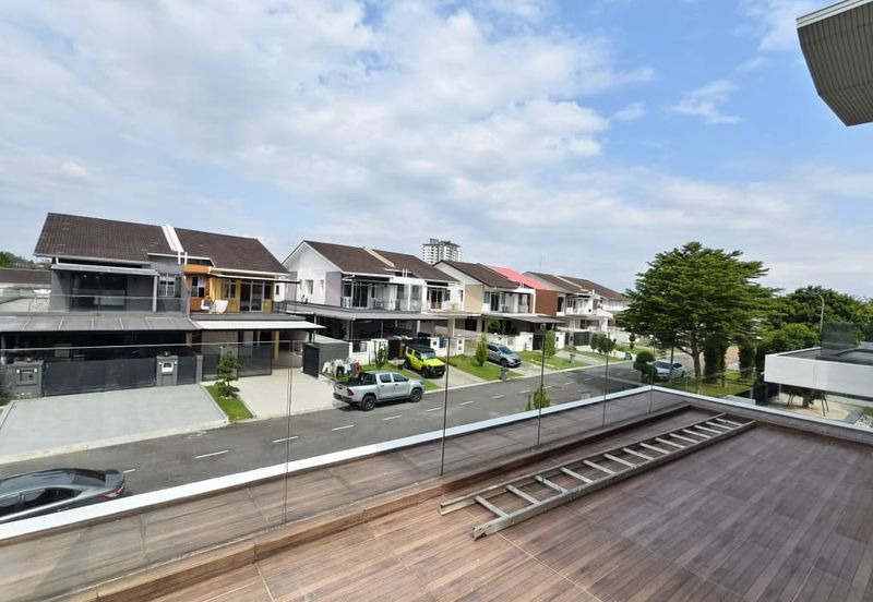 Bungalow 3sty/ Horizon hills/ Eco botanic/ Leisure farm/ Strait view