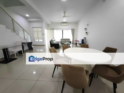 Renovated Ready Move in near by IOI Mall, Selangor, Puchong