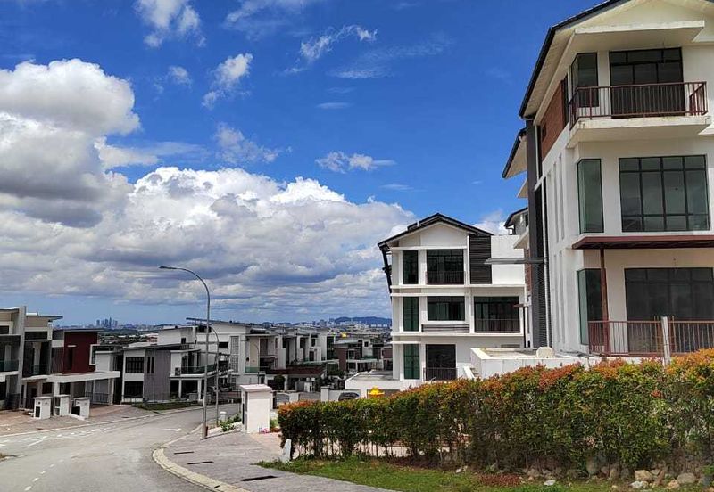 Kingsley Hills @ Putra Heights