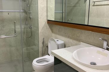 A'marine Lakeside Condominium