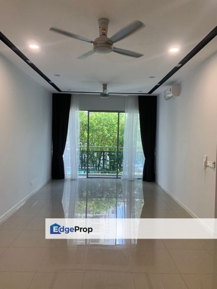 Upper floor Walking to Sunway Geo Avenue, Selangor, Subang Jaya