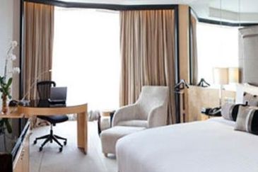 Yolo Signature Suites