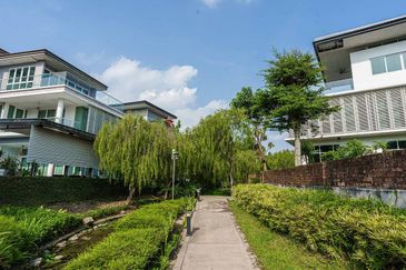 The Residence @ The Glades