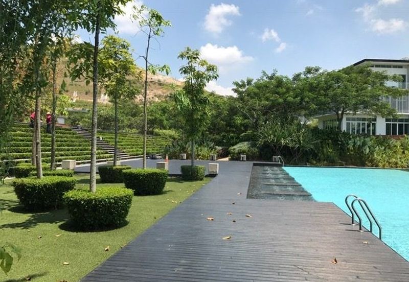 The Residence @ The Glades