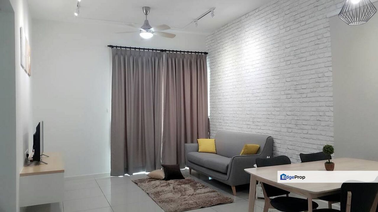 Walking to Jaya Grocer , Sunway Medical Centre, Selangor, Subang Jaya