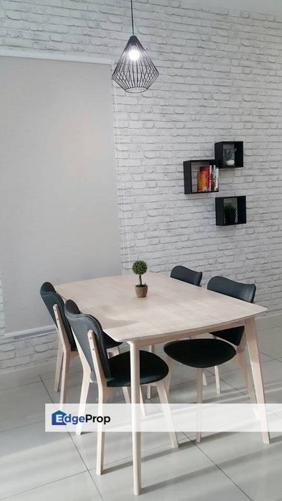 Walking to Jaya Grocer , Sunway Medical Centre, Selangor, Subang Jaya