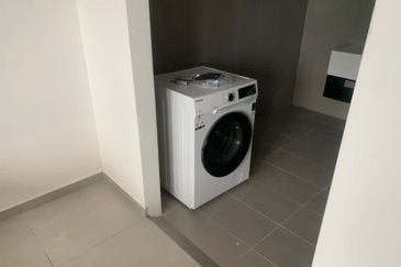 Yolo Signature Suites