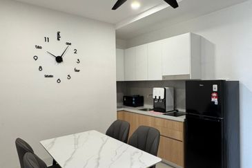 Yolo Signature Suites