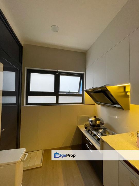 Renovated Good buy , Selangor, Bandar Kinrara Puchong