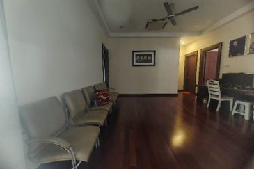 Corner Bungalow with 20 feet land