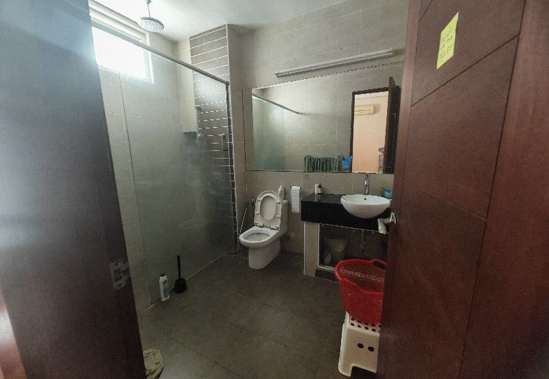 Corner Bungalow with 20 feet land