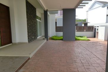 USJ Heights Zero Lot Bungalow Indigo