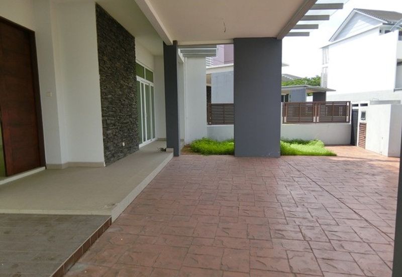 USJ Heights Zero Lot Bungalow Indigo