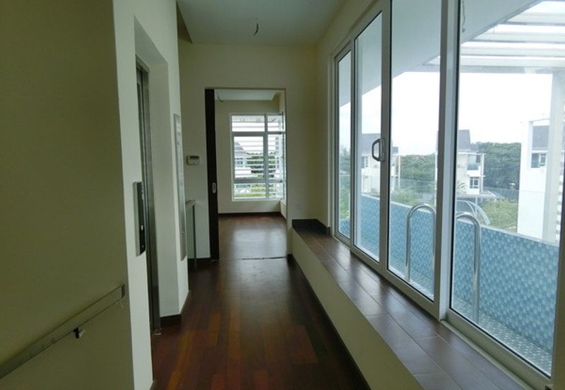 USJ Heights Zero Lot Bungalow Indigo