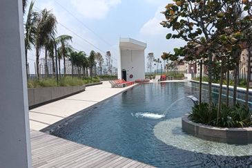 Yolo Signature Suites