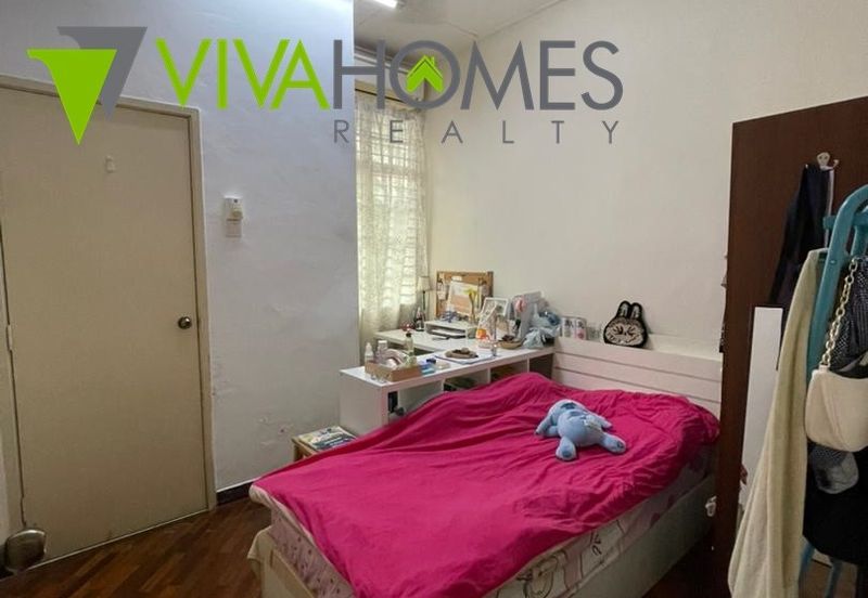 Well maintained Prime Location Bandar Puteri 12