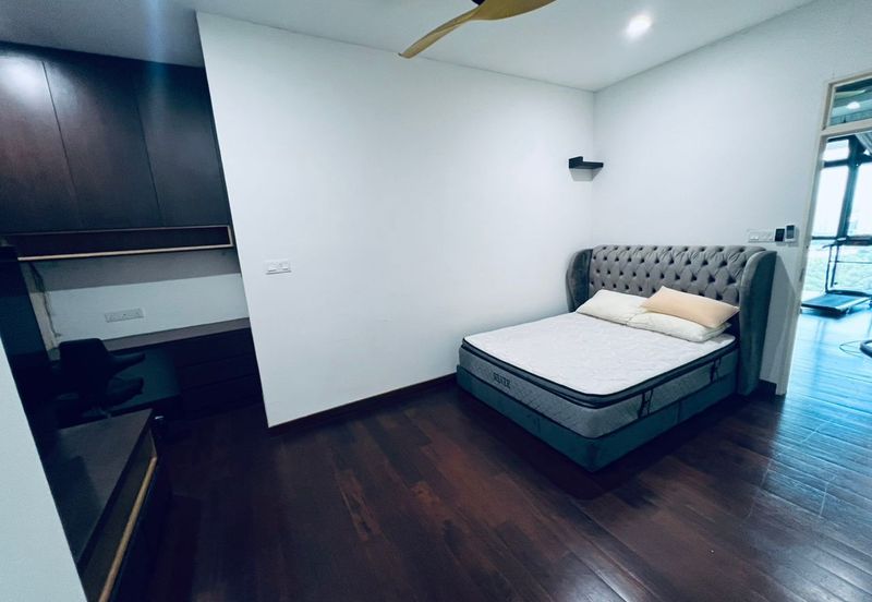 A'marine Lakeside Condominium