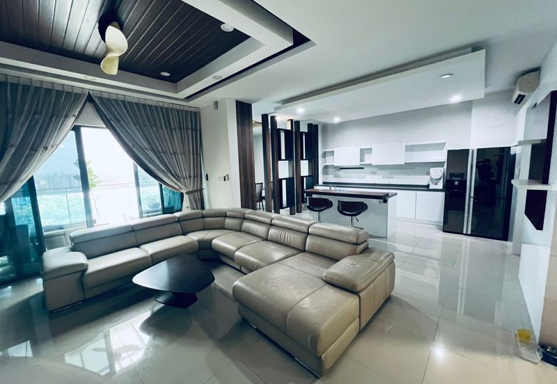 A'marine Lakeside Condominium