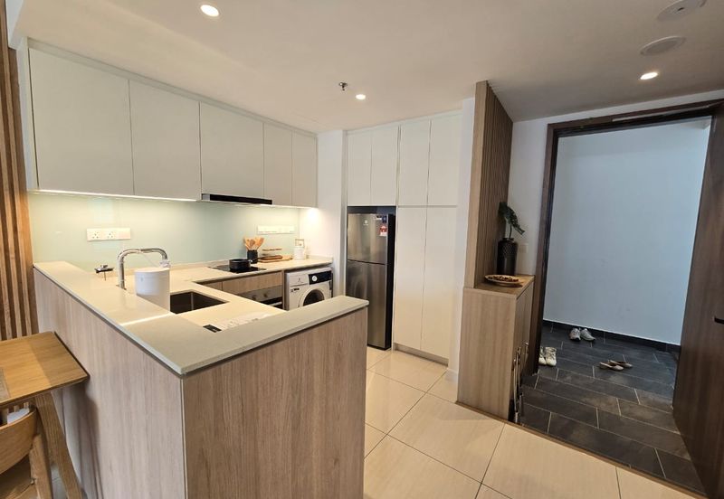 Lucentia Residences @ BBCC