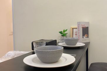 Yolo Signature Suites