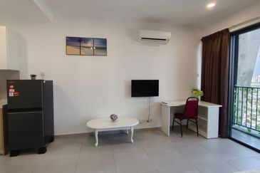 Yolo Signature Suites