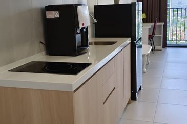 Yolo Signature Suites