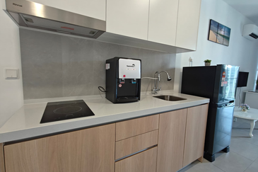 Yolo Signature Suites