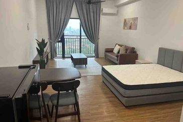 Yolo Signature Suites