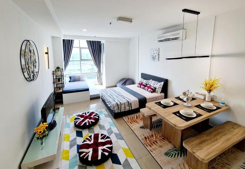 Yolo Signature Suites