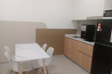 Yolo Signature Suites