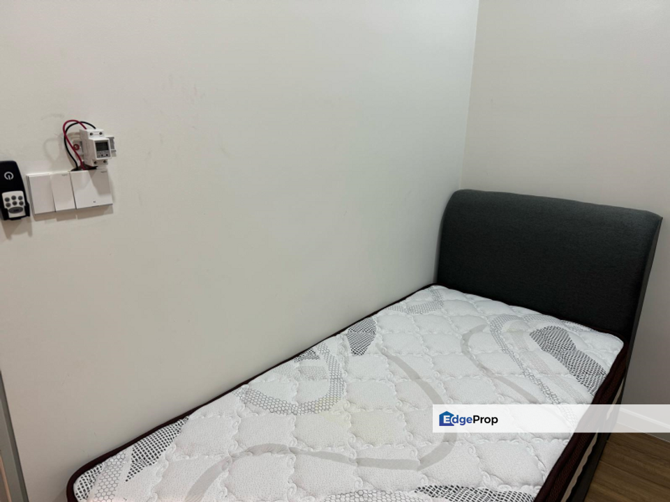 4+1Rooms Facing Lake Bigger unit Geolake, Selangor, Subang Jaya