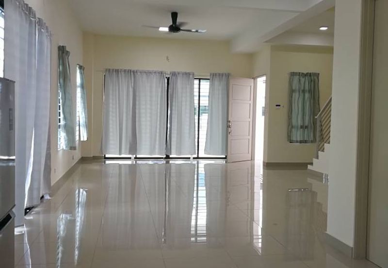 Glomac Lakeside Residences