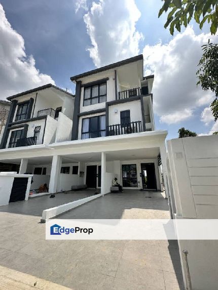 [Sierra 5] 3 Storey Townhouse Sierra 16, Selangor, Puchong