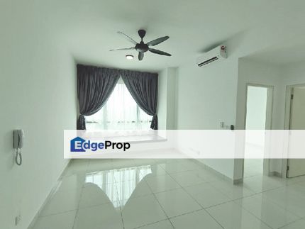 Good buy Nice Unit with Built in Greenfield Bandar Sunway, Selangor, Bandar Sunway