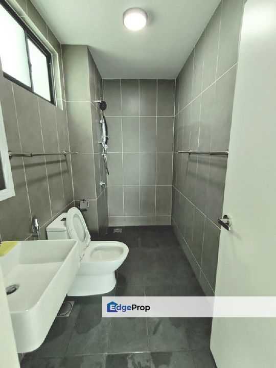 Good buy Nice Unit with Built in Greenfield Bandar Sunway, Selangor, Bandar Sunway