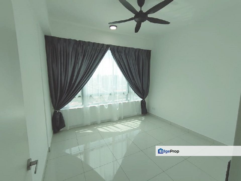 Good buy Nice Unit with Built in Greenfield Bandar Sunway, Selangor, Bandar Sunway