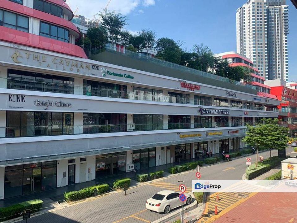Opposite Sunway Medical Centre, 3 Tier Security Sunway Geo Avenue, Selangor, Bandar Sunway